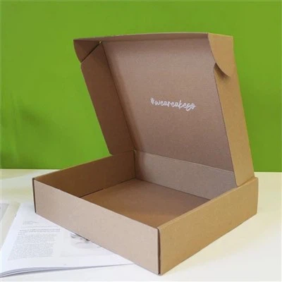 Caixa marrom ondulada